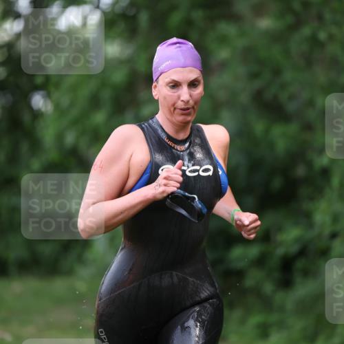 15.06.2025 - 7 Türme Triathlon Michael Strokosch http://msf.ph/oto/7930579 15.06.2025 12:26:51 Schwimmen 364, 524, 553 meine-sportfotos.de
