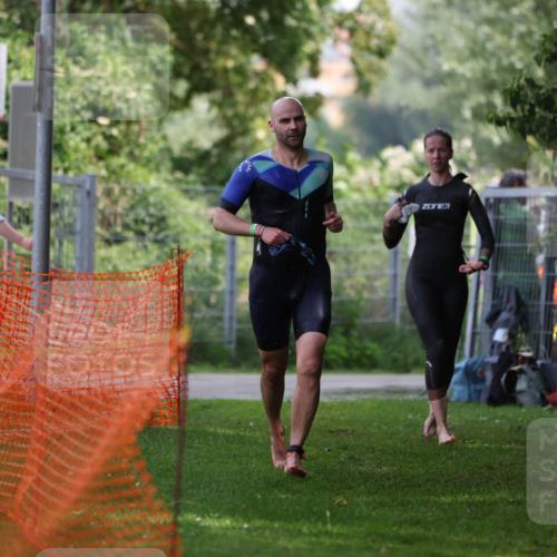 15.06.2025 - 7 Türme Triathlon Michael Strokosch http://msf.ph/oto/7930629 15.06.2025 12:27:28 Schwimmen 563, 589, 617, 642 meine-sportfotos.de
