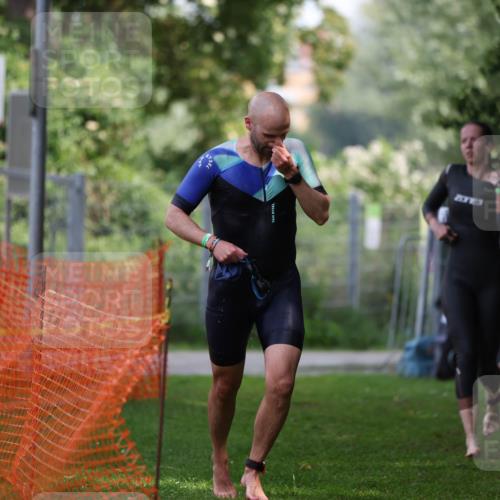 15.06.2025 - 7 Türme Triathlon Michael Strokosch http://msf.ph/oto/7930635 15.06.2025 12:27:29 Schwimmen 589, 617, 642 meine-sportfotos.de