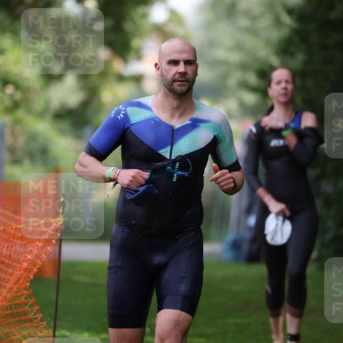 15.06.2025 - 7 Türme Triathlon Michael Strokosch http://msf.ph/oto/7930642 15.06.2025 12:27:31 Schwimmen 589, 617, 642 meine-sportfotos.de
