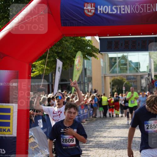13.06.2025 - Holstenköstenlauf Felixshl http://msf.ph/oto/7930651 13.06.2025 17:56:49 Laufen 2174, 2809, 2855, 3272, 3744, 3794, 3820, 3862, 3871, 3892, 3901, 3923 meine-sportfotos.de