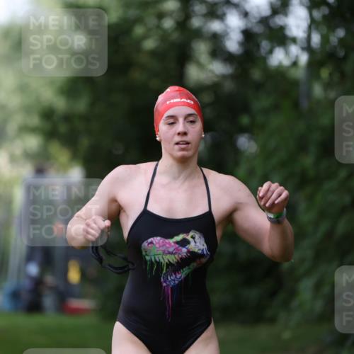15.06.2025 - 7 Türme Triathlon Michael Strokosch http://msf.ph/oto/7930664 15.06.2025 12:27:37 Schwimmen 509, 525, 589, 617, 642 meine-sportfotos.de