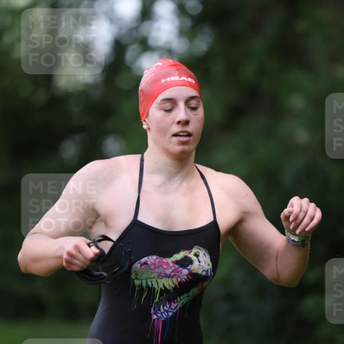 15.06.2025 - 7 Türme Triathlon Michael Strokosch http://msf.ph/oto/7930666 15.06.2025 12:27:38 Schwimmen 509, 525, 589, 617, 642 meine-sportfotos.de