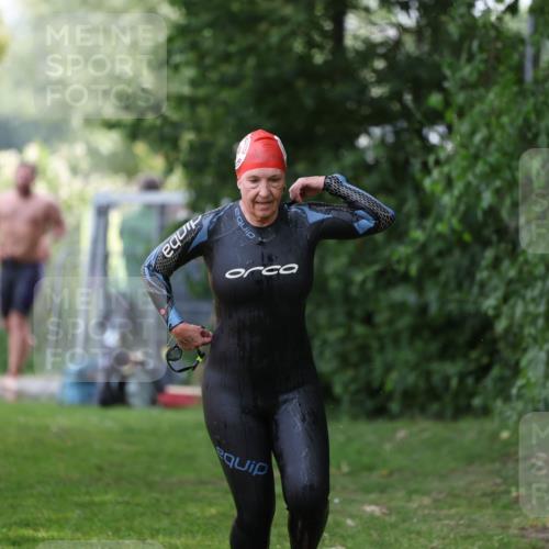 15.06.2025 - 7 Türme Triathlon Michael Strokosch http://msf.ph/oto/7930737 15.06.2025 12:28:47 Schwimmen 552, 554, 574 meine-sportfotos.de