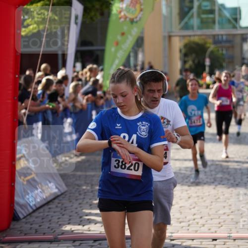 13.06.2025 - Holstenköstenlauf Felixshl http://msf.ph/oto/7930739 13.06.2025 17:56:59 Laufen 2174, 2244, 2472, 2487, 3124, 3126, 3137, 3272, 3629, 3820, 3871, 3970 meine-sportfotos.de