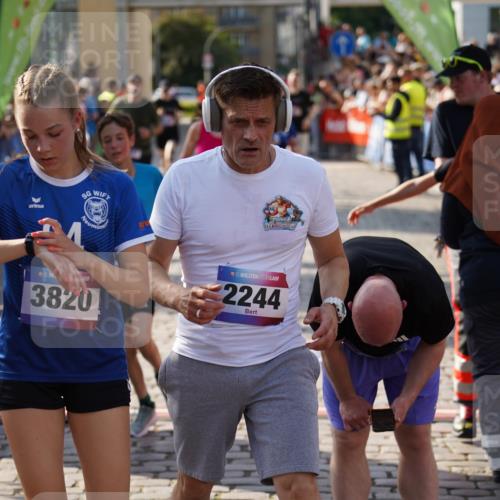 13.06.2025 - Holstenköstenlauf Felixshl http://msf.ph/oto/7930747 13.06.2025 17:57:00 Laufen 2174, 2244, 2472, 2487, 3124, 3126, 3137, 3272, 3629, 3820, 3970 meine-sportfotos.de