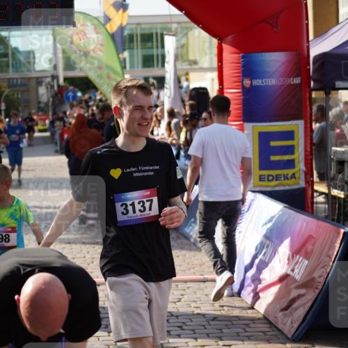 13.06.2025 - Holstenköstenlauf Felixshl http://msf.ph/oto/7930794 13.06.2025 17:57:08 Laufen 2487, 2883, 3006, 3124, 3126, 3137 meine-sportfotos.de