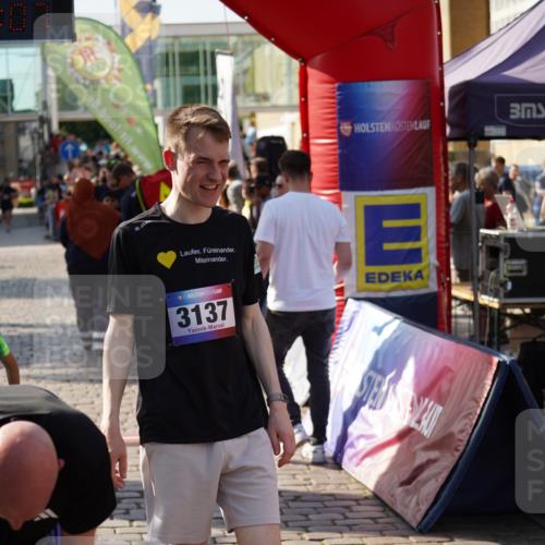 13.06.2025 - Holstenköstenlauf Felixshl http://msf.ph/oto/7930797 13.06.2025 17:57:08 Laufen 2487, 2883, 3006, 3124, 3126, 3137 meine-sportfotos.de