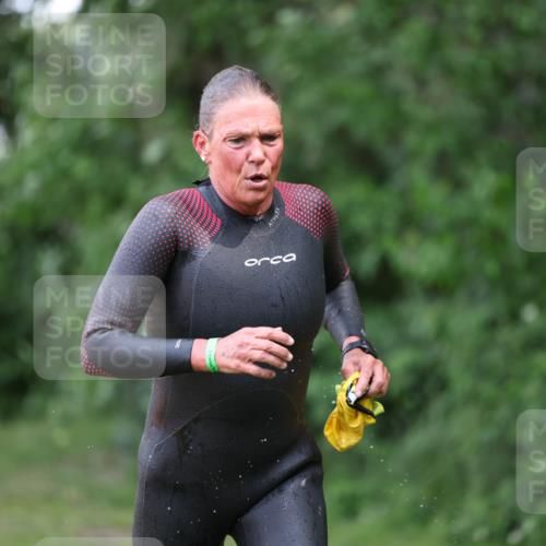 15.06.2025 - 7 Türme Triathlon Michael Strokosch http://msf.ph/oto/7930811 15.06.2025 12:29:31 Schwimmen 502, 545 meine-sportfotos.de