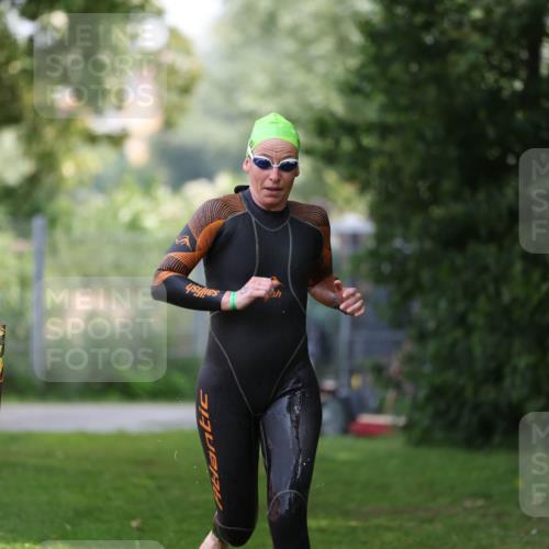 15.06.2025 - 7 Türme Triathlon Michael Strokosch http://msf.ph/oto/7930828 15.06.2025 12:30:07 Schwimmen 464, 644 meine-sportfotos.de