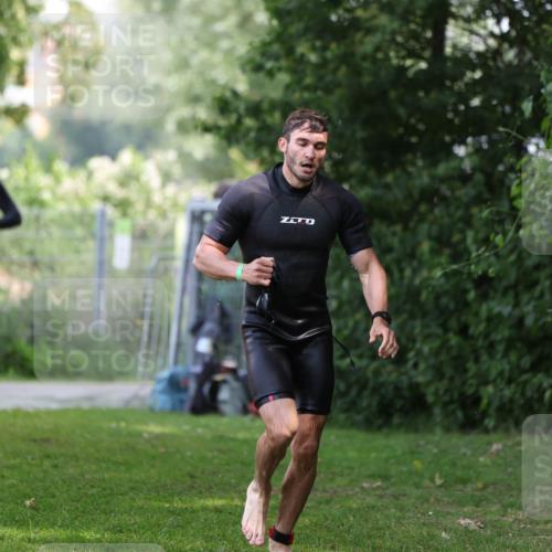15.06.2025 - 7 Türme Triathlon Michael Strokosch http://msf.ph/oto/7930843 15.06.2025 12:30:20 Schwimmen 464, 522, 544 meine-sportfotos.de