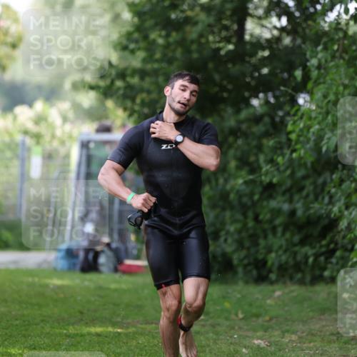 15.06.2025 - 7 Türme Triathlon Michael Strokosch http://msf.ph/oto/7930844 15.06.2025 12:30:21 Schwimmen 464, 522, 544 meine-sportfotos.de