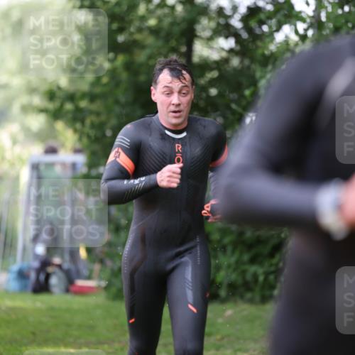 15.06.2025 - 7 Türme Triathlon Michael Strokosch http://msf.ph/oto/7930870 15.06.2025 12:30:30 Schwimmen 464, 522, 544 meine-sportfotos.de