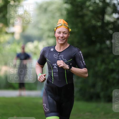 15.06.2025 - 7 Türme Triathlon Michael Strokosch http://msf.ph/oto/7930891 15.06.2025 12:31:00 Schwimmen 383, 670 meine-sportfotos.de