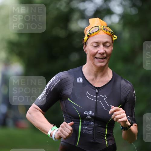 15.06.2025 - 7 Türme Triathlon Michael Strokosch http://msf.ph/oto/7930898 15.06.2025 12:31:02 Schwimmen 383, 670 meine-sportfotos.de