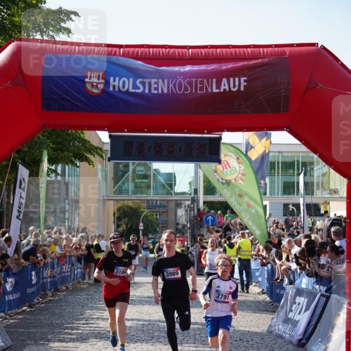 13.06.2025 - Holstenköstenlauf Felixshl http://msf.ph/oto/7930971 13.06.2025 17:58:17 Laufen 2486, 2518, 2703, 2791, 3186, 3674, 3989 meine-sportfotos.de