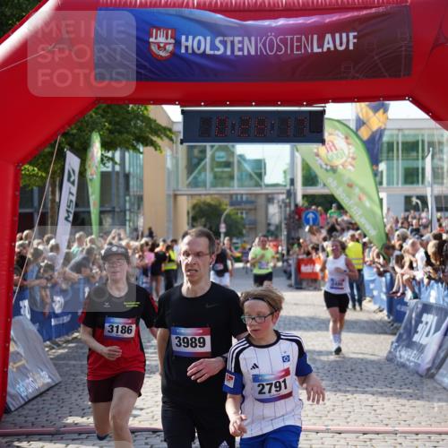 13.06.2025 - Holstenköstenlauf Felixshl http://msf.ph/oto/7930981 13.06.2025 17:58:19 Laufen 2391, 2486, 2518, 2703, 2791, 3186, 3674, 3989 meine-sportfotos.de
