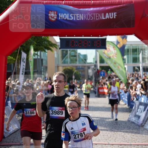 13.06.2025 - Holstenköstenlauf Felixshl http://msf.ph/oto/7930988 13.06.2025 17:58:19 Laufen 2391, 2486, 2518, 2703, 2791, 3186, 3674, 3989 meine-sportfotos.de