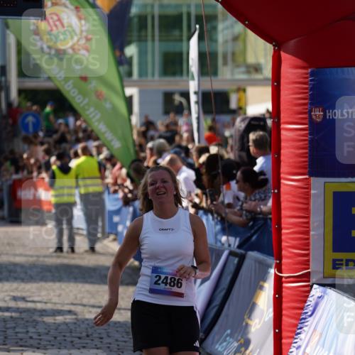 13.06.2025 - Holstenköstenlauf Felixshl http://msf.ph/oto/7931002 13.06.2025 17:58:22 Laufen 2391, 2486, 2518, 2703, 2791, 3186, 3674, 3989 meine-sportfotos.de