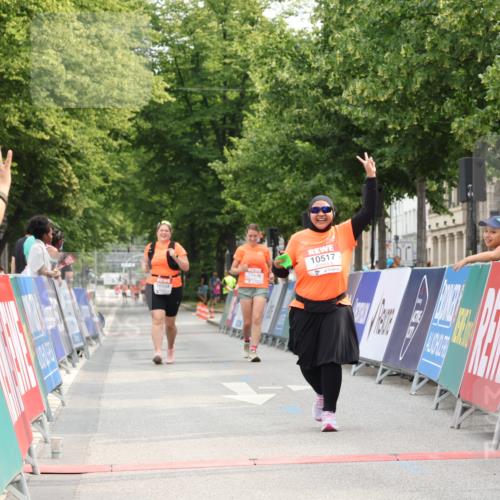 15.06.2025 - REWE Women's Run Strokosch-Dieckow http://msf.ph/oto/7931013 15.06.2025 10:28:14 Ziel 10517 meine-sportfotos.de