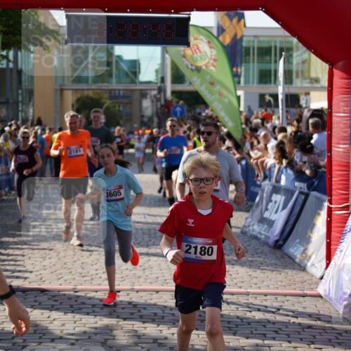 13.06.2025 - Holstenköstenlauf Felixshl http://msf.ph/oto/7931180 13.06.2025 17:58:47 Laufen 2016, 2180, 2181, 2509, 2521, 2522, 2803, 2854, 3079, 3260, 3605, 3962, 3975 meine-sportfotos.de
