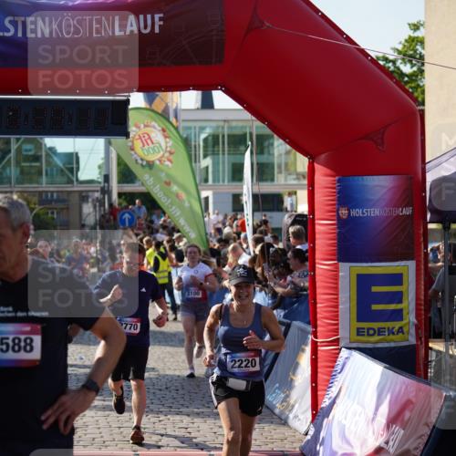 13.06.2025 - Holstenköstenlauf Felixshl http://msf.ph/oto/7931303 13.06.2025 17:59:12 Laufen 2219, 2220, 2318, 2372, 2701, 2879, 3100, 3104, 3768 meine-sportfotos.de