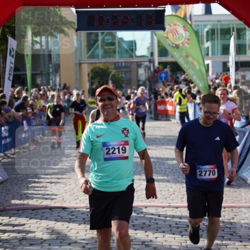 13.06.2025 - Holstenköstenlauf Felixshl http://msf.ph/oto/7931318 13.06.2025 17:59:14 Laufen 2219, 2220, 2372, 2418, 2701, 2879, 3100, 3242, 3277, 3768 meine-sportfotos.de
