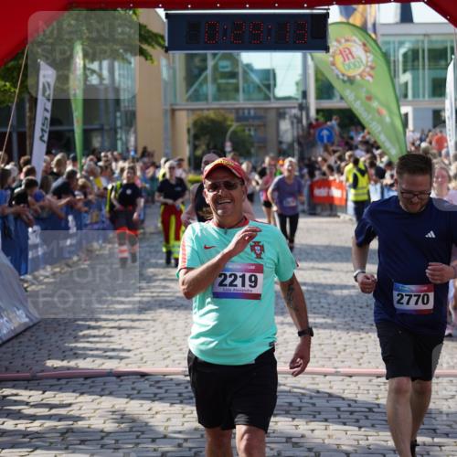 13.06.2025 - Holstenköstenlauf Felixshl http://msf.ph/oto/7931321 13.06.2025 17:59:14 Laufen 2219, 2220, 2372, 2418, 2701, 2879, 3100, 3242, 3277, 3768 meine-sportfotos.de