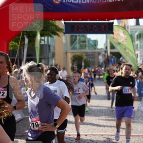 13.06.2025 - Holstenköstenlauf Felixshl http://msf.ph/oto/7931344 13.06.2025 17:59:21 Laufen 2372, 2418, 2642, 2701, 2874, 2879, 3017, 3242, 3252, 3253, 3277, 3289, 3628, 3717, 3972 meine-sportfotos.de