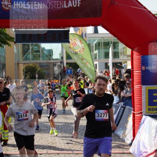13.06.2025 - Holstenköstenlauf Felixshl http://msf.ph/oto/7931347 13.06.2025 17:59:22 Laufen 2372, 2418, 2642, 2701, 2874, 2879, 3017, 3242, 3252, 3253, 3277, 3289, 3628, 3717, 3972 meine-sportfotos.de