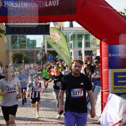 13.06.2025 - Holstenköstenlauf Felixshl http://msf.ph/oto/7931351 13.06.2025 17:59:22 Laufen 2372, 2418, 2642, 2701, 2874, 2879, 3017, 3242, 3252, 3253, 3277, 3289, 3628, 3717, 3972 meine-sportfotos.de