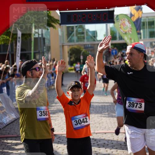 13.06.2025 - Holstenköstenlauf Felixshl http://msf.ph/oto/7931499 13.06.2025 17:59:42 Laufen 2041, 2042, 2326, 2622, 2627, 2974 meine-sportfotos.de