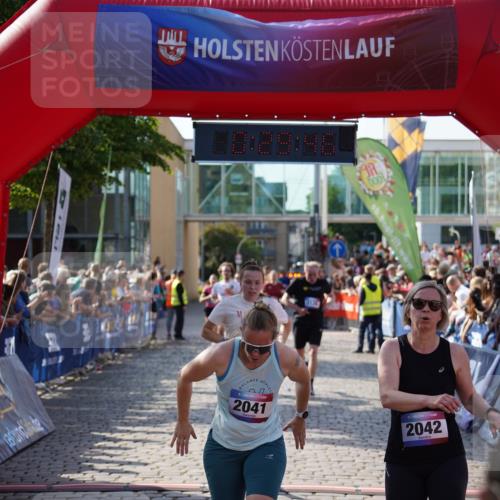 13.06.2025 - Holstenköstenlauf Felixshl http://msf.ph/oto/7931509 13.06.2025 17:59:47 Laufen 2041, 2042, 2326, 2395, 2508, 2627, 2974, 3135, 3145, 3146, 3884, 3890 meine-sportfotos.de