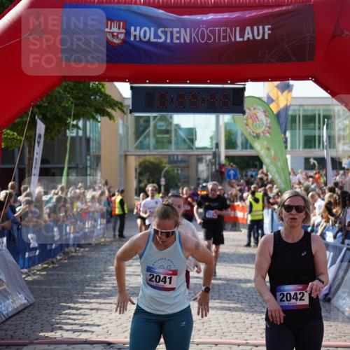 13.06.2025 - Holstenköstenlauf Felixshl http://msf.ph/oto/7931512 13.06.2025 17:59:47 Laufen 2041, 2042, 2326, 2395, 2508, 2627, 2974, 3135, 3145, 3146, 3884, 3890 meine-sportfotos.de