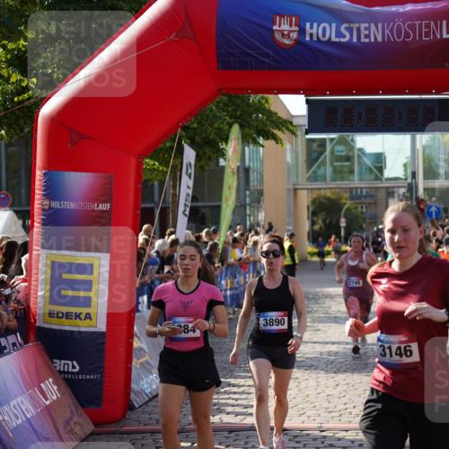 13.06.2025 - Holstenköstenlauf Felixshl http://msf.ph/oto/7931577 13.06.2025 17:59:54 Laufen 2395, 2508, 2712, 2746, 2900, 3135, 3145, 3146, 3720, 3884, 3890 meine-sportfotos.de