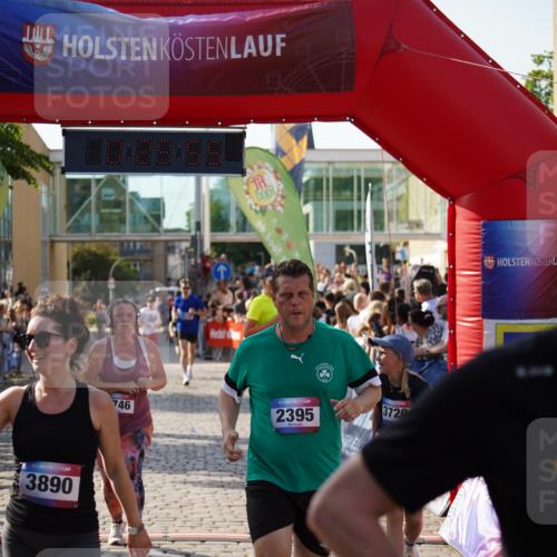 13.06.2025 - Holstenköstenlauf Felixshl http://msf.ph/oto/7931596 13.06.2025 17:59:56 Laufen 2118, 2395, 2712, 2746, 2900, 3145, 3146, 3246, 3720, 3884, 3890 meine-sportfotos.de