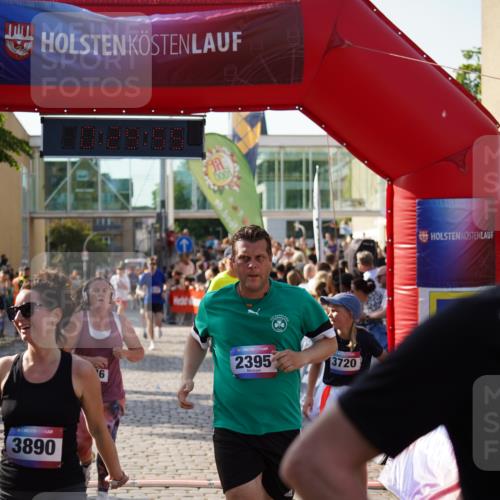 13.06.2025 - Holstenköstenlauf Felixshl http://msf.ph/oto/7931598 13.06.2025 17:59:57 Laufen 2118, 2395, 2712, 2746, 2900, 3145, 3146, 3246, 3720, 3884, 3890 meine-sportfotos.de