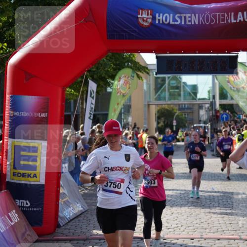 13.06.2025 - Holstenköstenlauf Felixshl http://msf.ph/oto/7931630 13.06.2025 18:00:06 Laufen 2083, 2085, 2118, 2277, 2503, 2733, 2900, 3246, 3750 meine-sportfotos.de