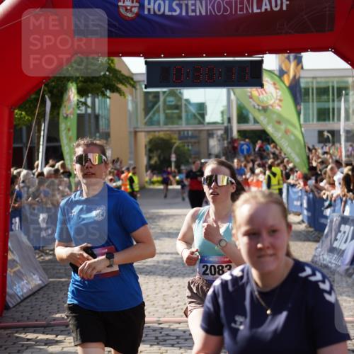 13.06.2025 - Holstenköstenlauf Felixshl http://msf.ph/oto/7931677 13.06.2025 18:00:12 Laufen 2083, 2085, 2148, 2224, 2277, 2733, 3194 meine-sportfotos.de