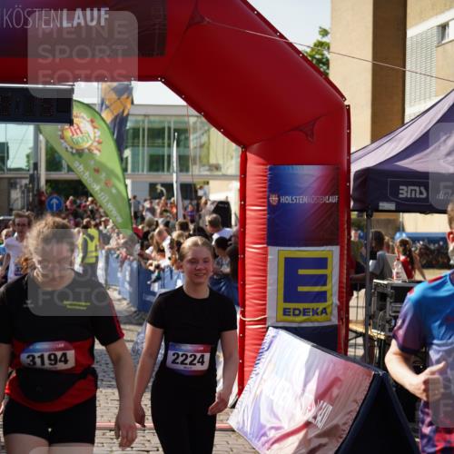 13.06.2025 - Holstenköstenlauf Felixshl http://msf.ph/oto/7931706 13.06.2025 18:00:21 Laufen 2148, 2224, 2354, 2392, 2676, 2731, 3087, 3194, 3262 meine-sportfotos.de