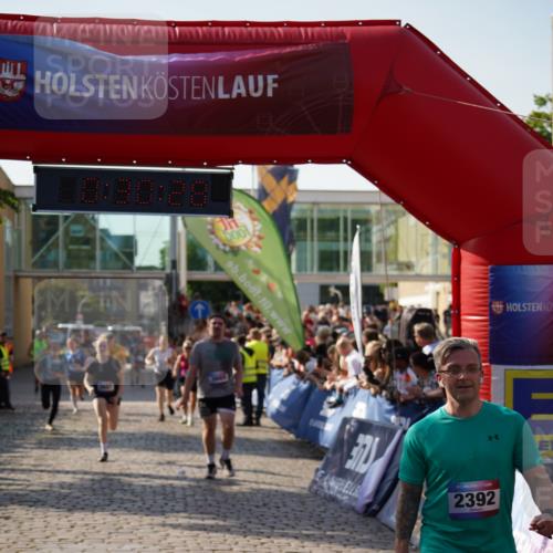 13.06.2025 - Holstenköstenlauf Felixshl http://msf.ph/oto/7931754 13.06.2025 18:00:29 Laufen 2195, 2354, 2392, 2563, 2676, 3607, 3647, 3653, 3669 meine-sportfotos.de