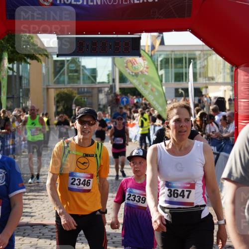 13.06.2025 - Holstenköstenlauf Felixshl http://msf.ph/oto/7931827 13.06.2025 18:00:39 Laufen 2166, 2167, 2339, 2346, 2351, 2375, 2563, 2587, 2614, 2808, 3285, 3647, 3653, 3803 meine-sportfotos.de