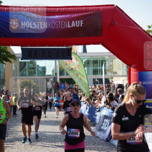 13.06.2025 - Holstenköstenlauf Felixshl http://msf.ph/oto/7931838 13.06.2025 18:00:42 Laufen 2166, 2167, 2339, 2346, 2351, 2375, 2427, 2587, 2614, 2808, 3285, 3803 meine-sportfotos.de