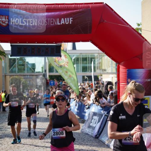 13.06.2025 - Holstenköstenlauf Felixshl http://msf.ph/oto/7931844 13.06.2025 18:00:42 Laufen 2166, 2167, 2339, 2346, 2351, 2375, 2427, 2587, 2614, 2808, 3285, 3803 meine-sportfotos.de