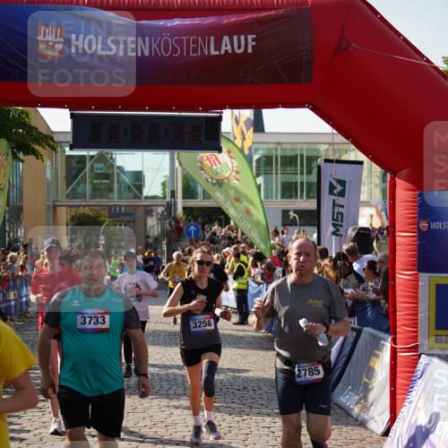 13.06.2025 - Holstenköstenlauf Felixshl http://msf.ph/oto/7931984 13.06.2025 18:01:07 Laufen 2419, 2455, 2470, 2496, 2740, 2785, 2853, 2871, 3256, 3298, 3713, 3733, 3818, 3819 meine-sportfotos.de
