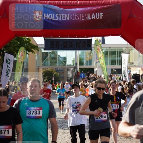13.06.2025 - Holstenköstenlauf Felixshl http://msf.ph/oto/7932001 13.06.2025 18:01:09 Laufen 2419, 2455, 2470, 2496, 2505, 2740, 2785, 2853, 2871, 3256, 3267, 3269, 3298, 3713, 3733, 3818, 3909 meine-sportfotos.de