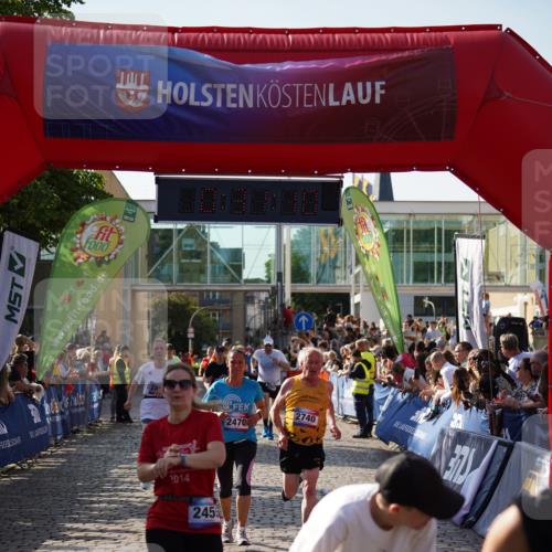 13.06.2025 - Holstenköstenlauf Felixshl http://msf.ph/oto/7932019 13.06.2025 18:01:12 Laufen 2455, 2470, 2496, 2505, 2740, 2814, 2853, 3256, 3267, 3269, 3273, 3298, 3713, 3733, 3814, 3909 meine-sportfotos.de