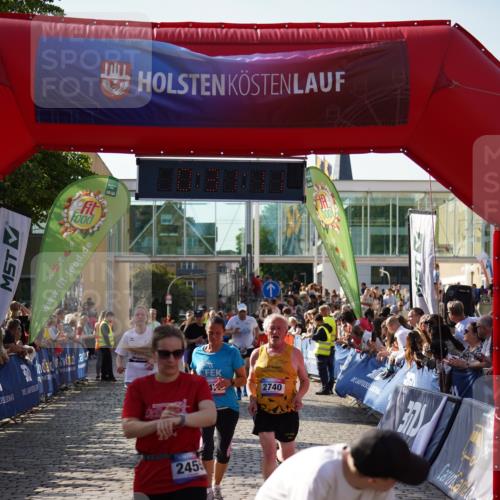 13.06.2025 - Holstenköstenlauf Felixshl http://msf.ph/oto/7932025 13.06.2025 18:01:12 Laufen 2455, 2470, 2496, 2505, 2740, 2814, 2853, 3256, 3267, 3269, 3273, 3298, 3713, 3733, 3814, 3909 meine-sportfotos.de