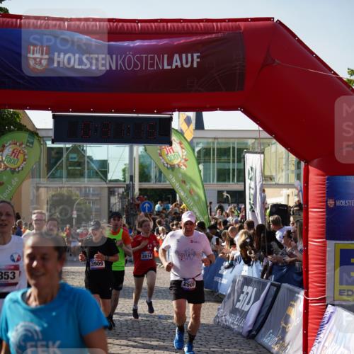 13.06.2025 - Holstenköstenlauf Felixshl http://msf.ph/oto/7932077 13.06.2025 18:01:16 Laufen 2470, 2505, 2740, 2796, 2814, 2853, 3267, 3269, 3273, 3608, 3814, 3909 meine-sportfotos.de