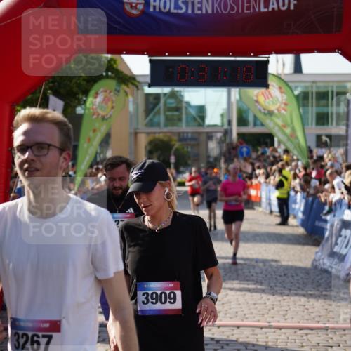 13.06.2025 - Holstenköstenlauf Felixshl http://msf.ph/oto/7932136 13.06.2025 18:01:19 Laufen 2505, 2796, 2814, 2816, 2842, 2853, 3267, 3269, 3273, 3608, 3814, 3909 meine-sportfotos.de